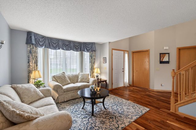 5812 158th Avenue NW, Ramsey, MN 55303