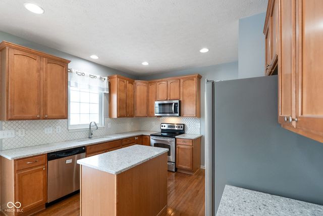 6861 Briston Lane, Indianapolis, IN 46259