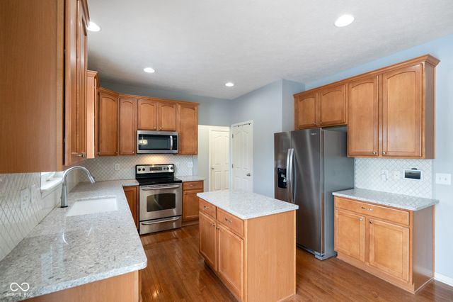 6861 Briston Lane, Indianapolis, IN 46259