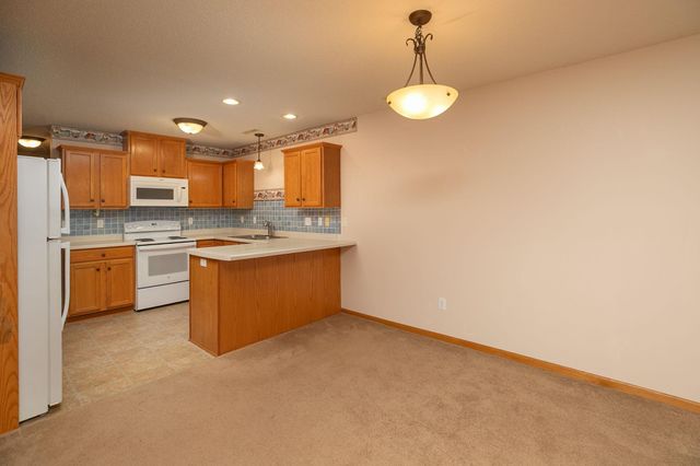 1829 Daniel Lane NE, Stewartville, MN 55976