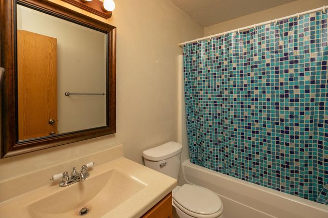1829 Daniel Lane NE, Stewartville, MN 55976