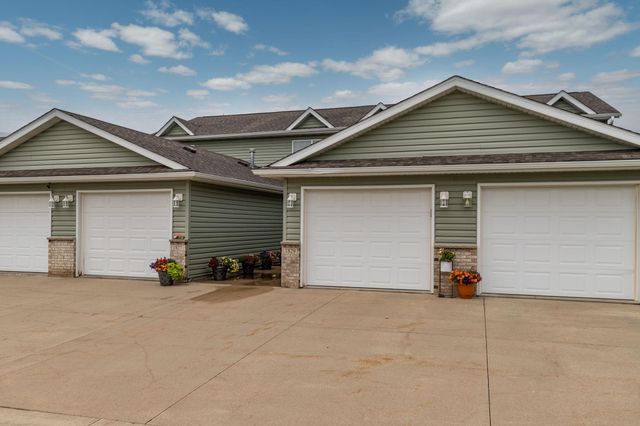 1829 Daniel Lane NE, Stewartville, MN 55976