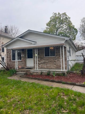 138 W Robert Avenue, Hazel Park, MI 48030