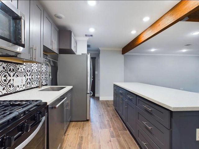 9007 Sharpcrest Street, Houston, TX 77036