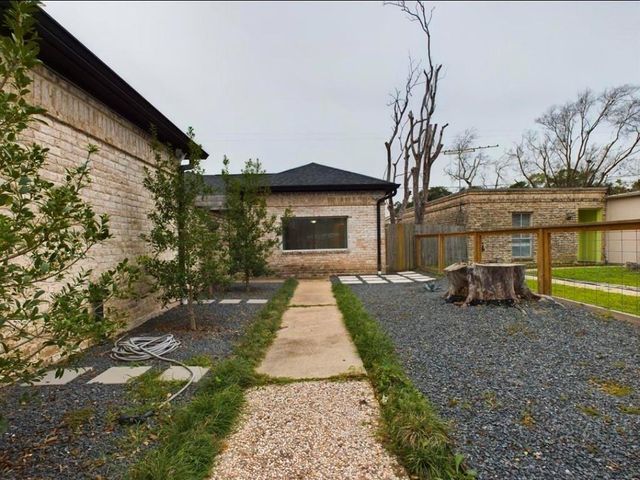 9007 Sharpcrest Street, Houston, TX 77036