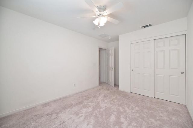 9 Captains Gate Pl, Sacramento, CA 95835