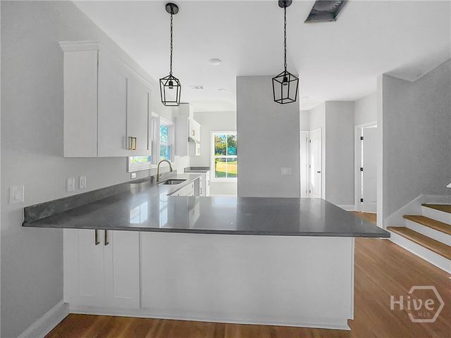 1612 REYNOLDS Street, Savannah, GA 31401