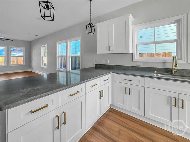 1612 REYNOLDS Street, Savannah, GA 31401