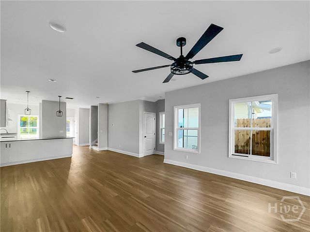 1612 REYNOLDS Street, Savannah, GA 31401