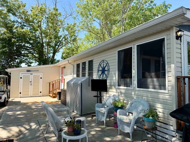 305 Sanddollar Dr., Surfside Beach, SC 29575