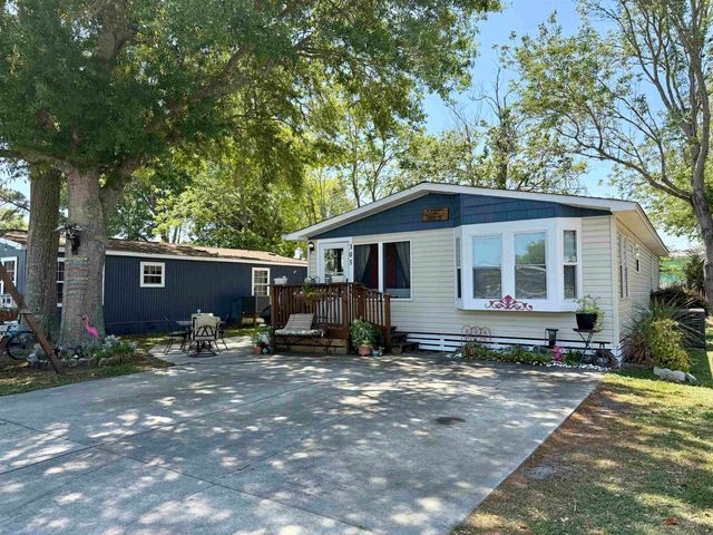 305 Sanddollar Dr., Surfside Beach, SC 29575