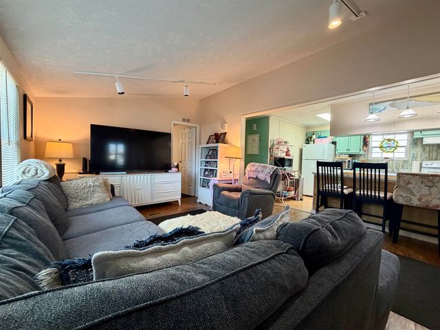 305 Sanddollar Dr., Surfside Beach, SC 29575