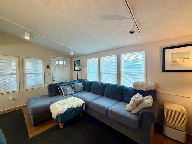 305 Sanddollar Dr., Surfside Beach, SC 29575