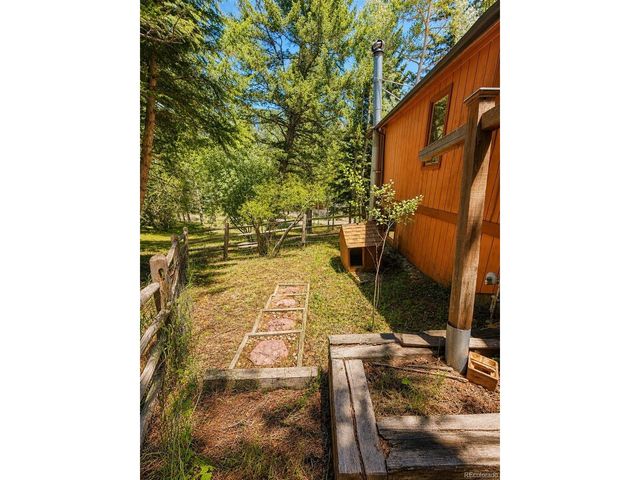29 Blue Spruce Dr, Evergreen, CO 80439