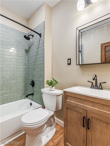 1732 Broad Boulevard, Cuyahoga Falls, OH 44223