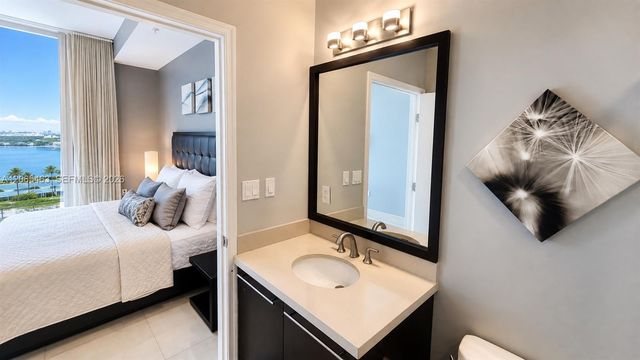 7930 East Drive 1007, North Bay Village, FL 33141