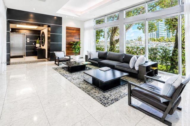 7930 East Drive 1007, North Bay Village, FL 33141