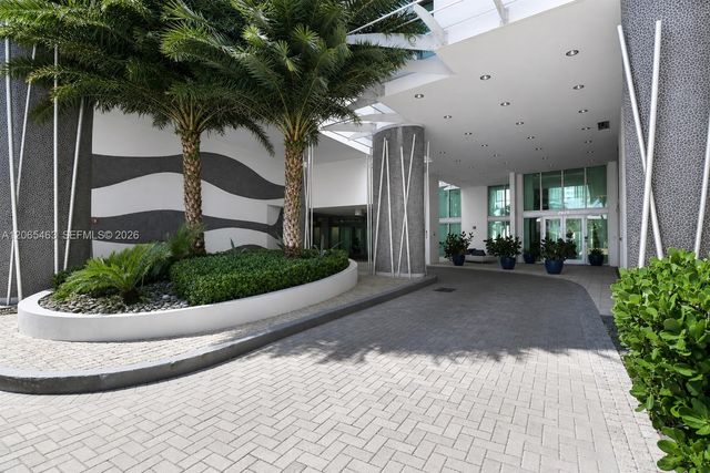 7930 East Drive 1007, North Bay Village, FL 33141
