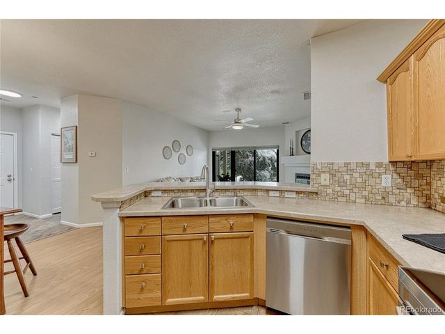 7408 S Alkire St 101, Littleton, CO 80127