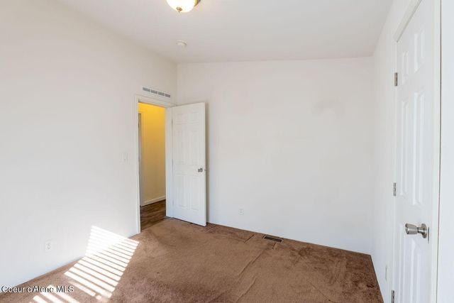 2125 W Yorkshire AVE, Coeur D'alene, ID 83815