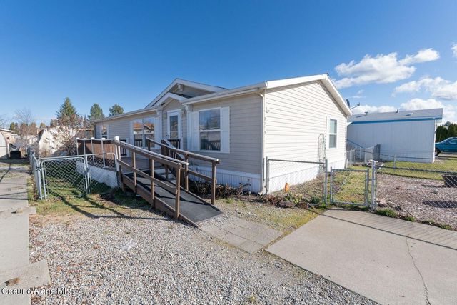 2125 W Yorkshire AVE, Coeur D'alene, ID 83815