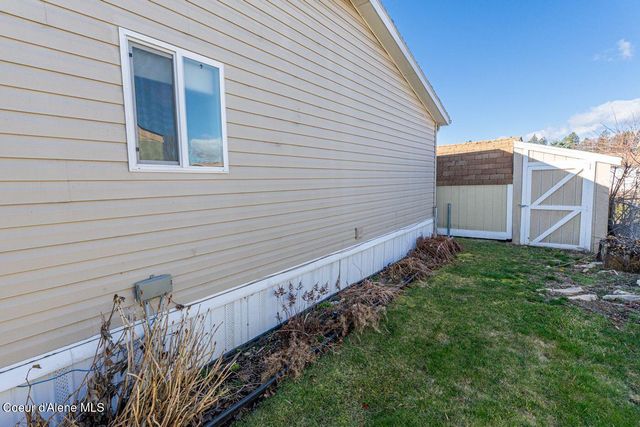 2125 W Yorkshire AVE, Coeur D'alene, ID 83815