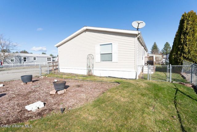 2125 W Yorkshire AVE, Coeur D'alene, ID 83815