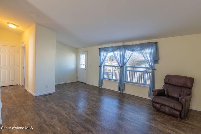 2125 W Yorkshire AVE, Coeur D'alene, ID 83815