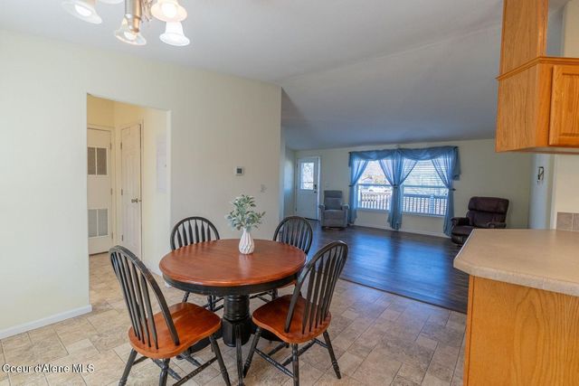 2125 W Yorkshire AVE, Coeur D'alene, ID 83815