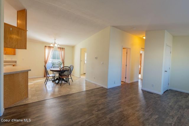 2125 W Yorkshire AVE, Coeur D'alene, ID 83815