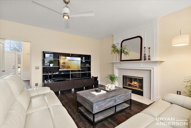 4535 Canterwood Drive NE, Ada, MI 49301