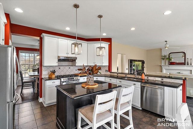 4535 Canterwood Drive NE, Ada, MI 49301