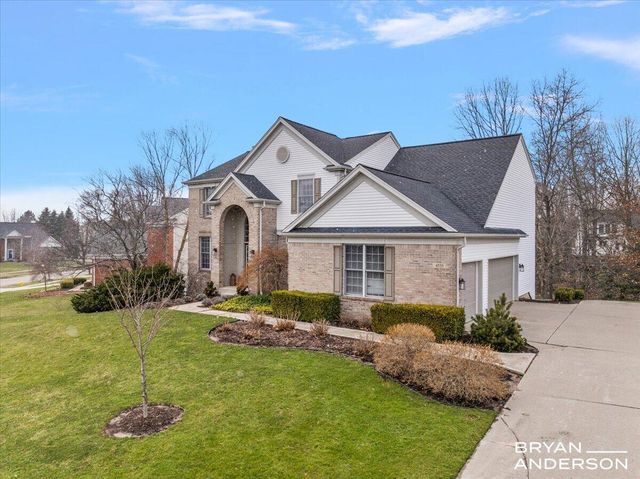 4535 Canterwood Drive NE, Ada, MI 49301