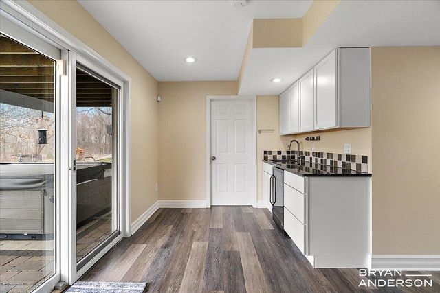 4535 Canterwood Drive NE, Ada, MI 49301