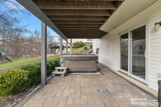 4535 Canterwood Drive NE, Ada, MI 49301