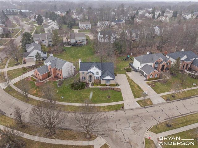 4535 Canterwood Drive NE, Ada, MI 49301