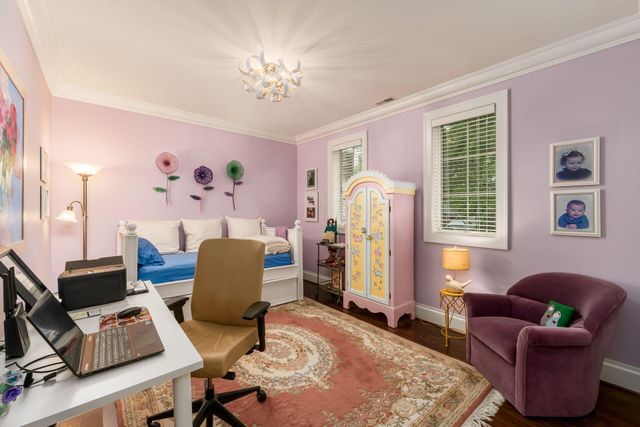 14 Lyonsgate Road, Bexley, OH 43209