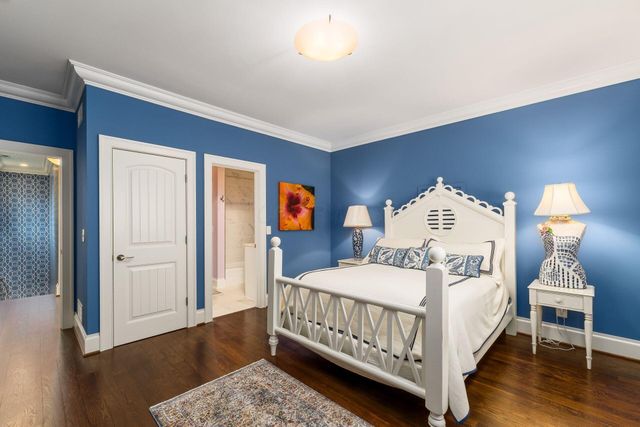 14 Lyonsgate Road, Bexley, OH 43209