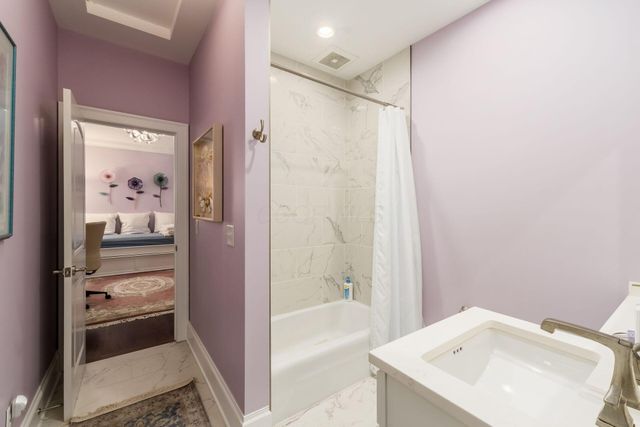14 Lyonsgate Road, Bexley, OH 43209