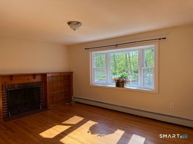62 Brookdale Avenue, Newington, CT 06111