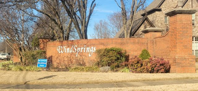 660 WESTON DR, Collierville, TN 38017