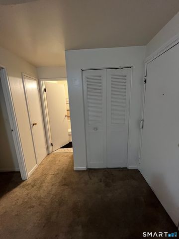 16 Niles Street, Hartford, CT 06105