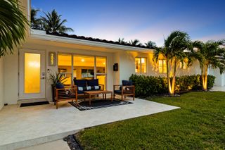 2862 NE 35th Court, Lighthouse Point, FL 33064