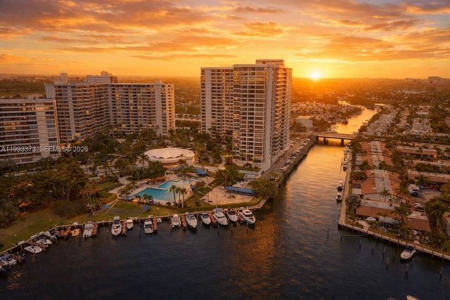 2500 Parkview Dr 2206, Hallandale Beach, FL 33009