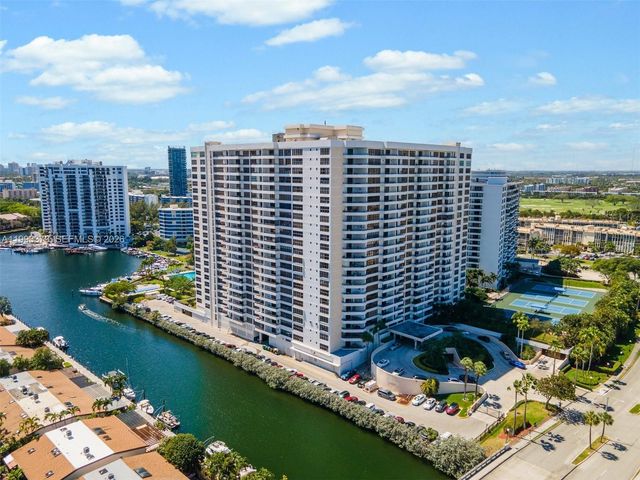 2500 Parkview Dr 2206, Hallandale Beach, FL 33009