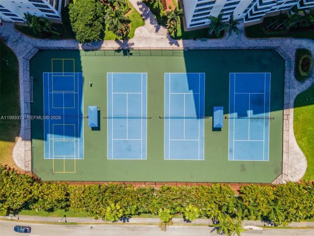 2500 Parkview Dr 2206, Hallandale Beach, FL 33009