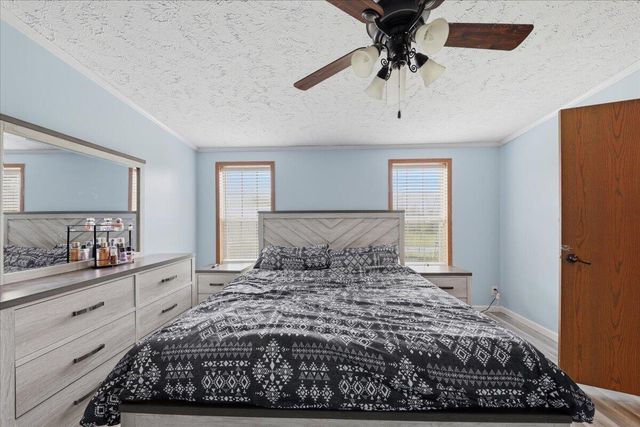 107 Kentucky 467 W, Sparta, KY 41086