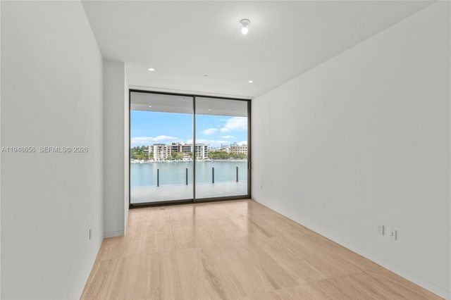 5 Grove Isle L405, Miami, FL 33133