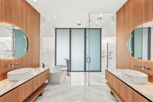 5 Grove Isle L405, Miami, FL 33133