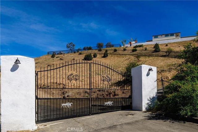 45050 Camaron Road, Temecula, CA 92590
